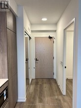 8 Interchange Wy in Vaughan, ON - Building Photo - Building Photo