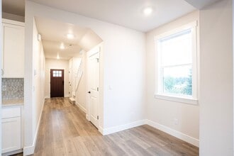 16959 SW Leaf Ln in Tigard, OR - Building Photo - Building Photo