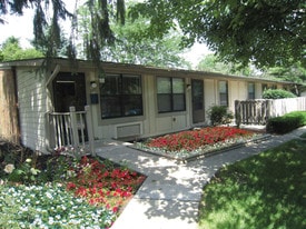 The Meadows in Pickerington, OH - Building Photo