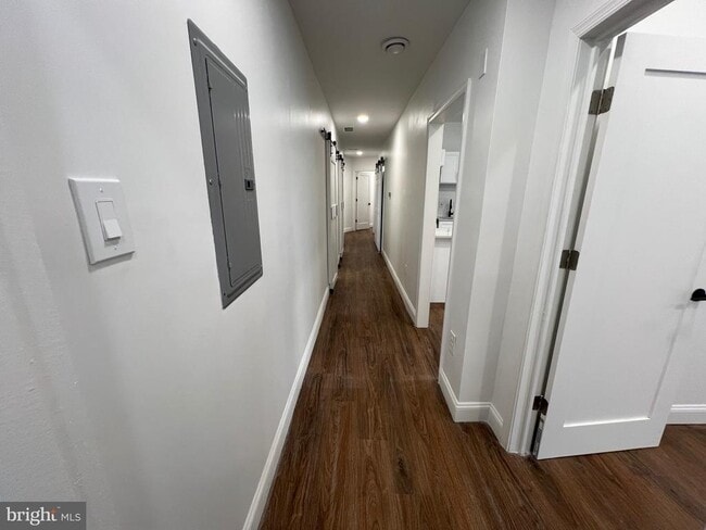 2145 Elkins Ave in Philadelphia, PA - Building Photo - Building Photo