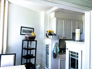 122 Riverway, Unit 14 in Boston, MA - Building Photo - Building Photo