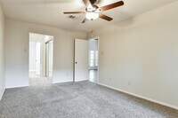 7715 Springville Dr photo'