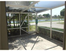65 Maplecrest Cir in Jupiter, FL - Building Photo - Building Photo