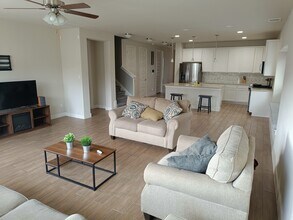 535 Tanda Ln in Hutto, TX - Building Photo - Building Photo