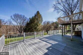 2402 Raintree Ave in Westminster, MD - Building Photo - Building Photo