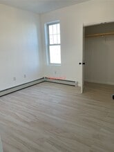 6214 Durham Ave in North Bergen, NJ - Foto de edificio - Building Photo