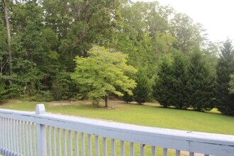 1951 Clinton Hwy in Clinton, TN - Foto de edificio - Building Photo