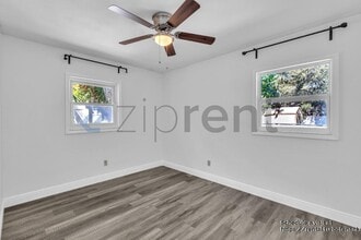 3321 W Iowa Ave in Tampa, FL - Building Photo - Building Photo