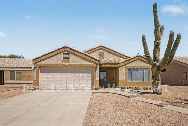 932 W 19th Ave in Apache Junction, AZ - Building Photo - Building Photo