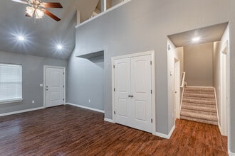 Willowbrook Duplexes in Fort Smith, AR - Building Photo - Interior Photo