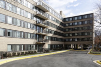 Madison Condominium in Arlington, VA - Building Photo - Building Photo