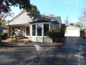 1985 Navarone Dr in Naperville, IL - Building Photo - Building Photo