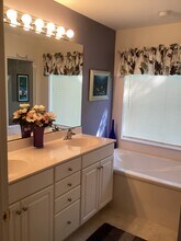 9201 Independence Way in Ft. Myers, FL - Foto de edificio - Building Photo