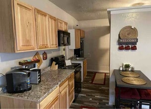 604 Center St W in Kimberly, ID - Building Photo - Building Photo