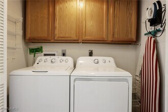 6110 Whiskey Creek Dr in Ft. Myers, FL - Building Photo - Building Photo