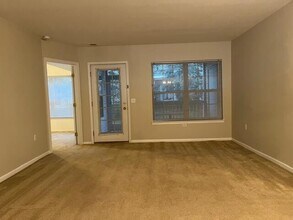 2652 S Knightsbridge Cir in Ann Arbor, MI - Building Photo - Building Photo