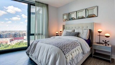 1143 S Park Terrace-Unit -3008 in Chicago, IL - Building Photo - Building Photo