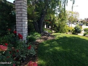 3287 W Sierra Dr in Thousand Oaks, CA - Building Photo - Building Photo