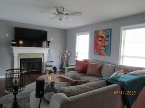 802 Greenview Cir in Elizabethtown, KY - Building Photo - Building Photo
