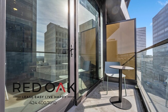 6401 Wilshire Blvd in Los Angeles, CA - Building Photo - Building Photo