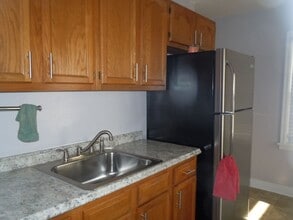 834 Victory Dr in Collinsville, IL - Building Photo - Building Photo