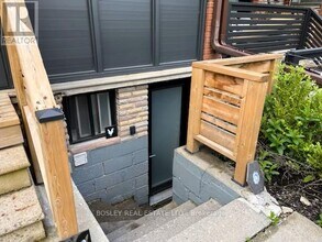 519 Crawford St in Toronto, ON - Building Photo - Building Photo