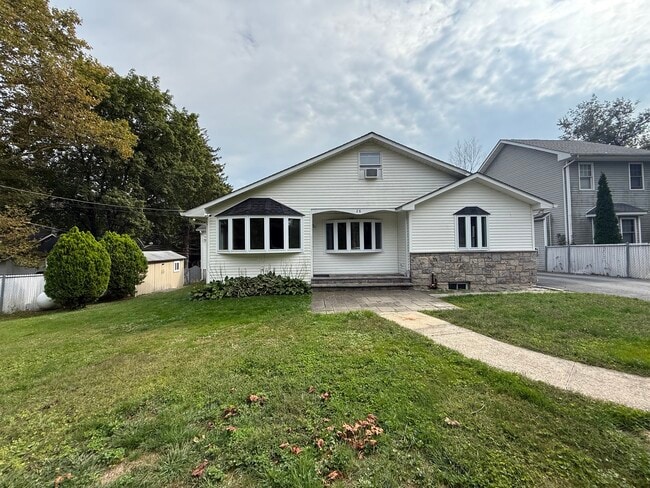 property at 28 Lake Rd