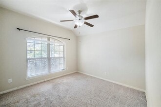 16602 Highland Country Dr in Cypress, TX - Building Photo - Building Photo