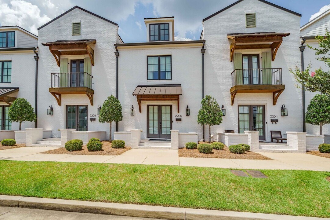 2206 Maxie Thomas Wy in Tuscaloosa, AL - Building Photo