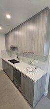 1802 Los Encinos Ave, Unit A in Glendale, CA - Building Photo - Building Photo
