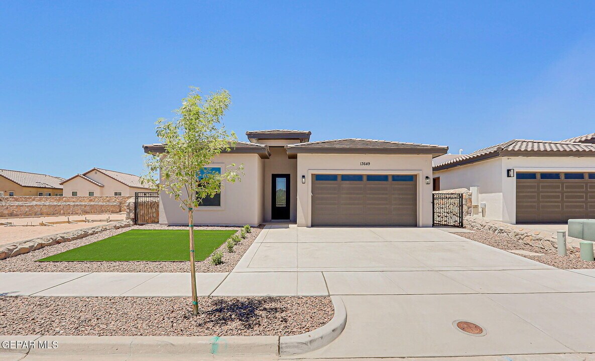 13649 Keighly St in El Paso, TX - Building Photo