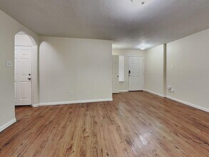 12015 Becca Crossing Way in Houston, TX - Building Photo - Building Photo