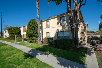 4676-4686 N Banner Dr in Long Beach, CA - Building Photo - Building Photo