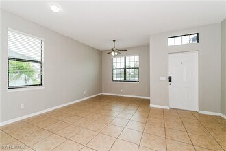 105 NE 7th Pl in Cape Coral, FL - Building Photo - Building Photo