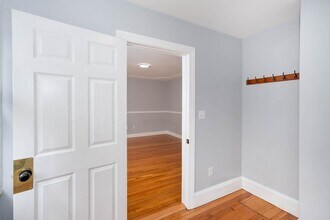 92 Old Colony Ave in Quincy, MA - Building Photo - Building Photo