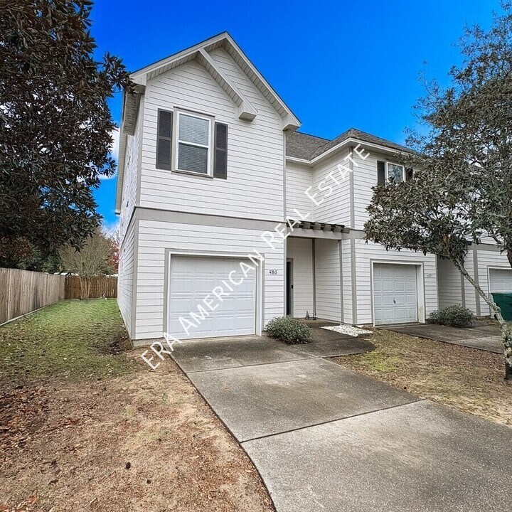 485 Westgate Wy in Mary Esther, FL - Building Photo