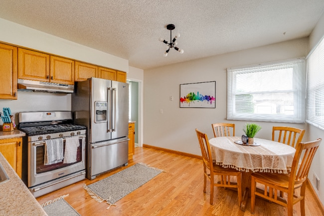 property at 3307 Roosevelt Ct NE