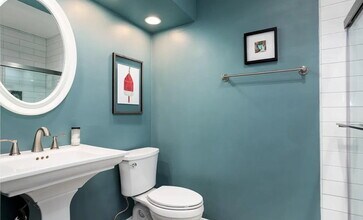 5765 Friars Rd in San Diego, CA - Building Photo - Building Photo