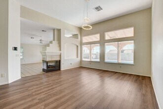 1371 Aultman Ct in Las Vegas, NV - Building Photo - Building Photo