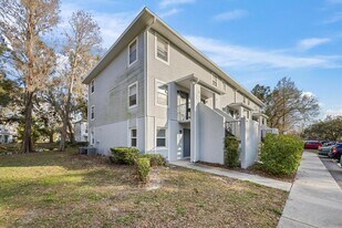 7169 E Bank Dr in Tampa, FL - Building Photo