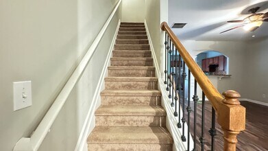 6190 Elmshorn Way in Alpharetta, GA - Building Photo - Building Photo