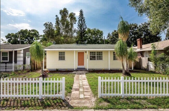 property at 1526 28th St N