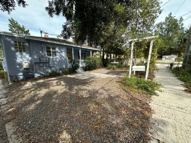 1509 Catherine St in Orlando, FL - Foto de edificio - Building Photo