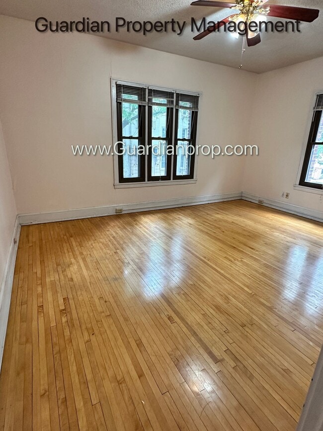 property at 2876 Humboldt Ave S