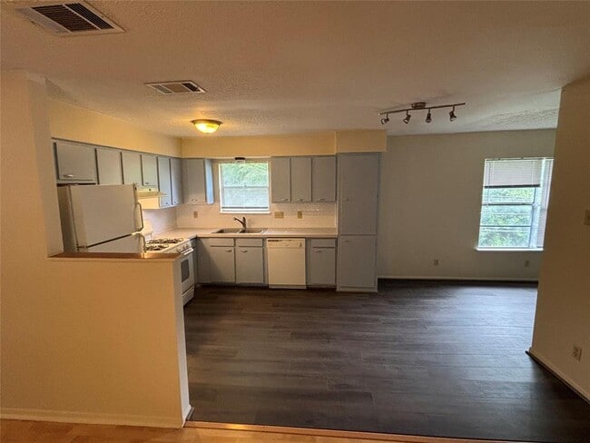 3010 Matador Dr in Austin, TX - Building Photo - Building Photo