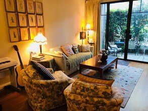 832 Magnolia Ave, Unit 14 in Pasadena, CA - Building Photo - Building Photo