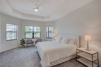 4549 Azalea Dr in Naples, FL - Foto de edificio - Building Photo