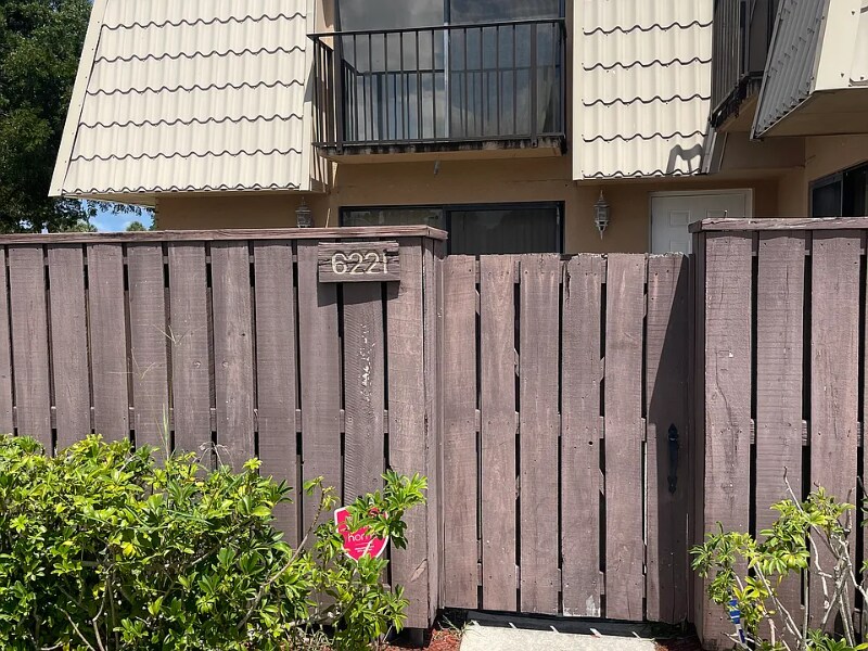 6221 62nd Way in West Palm Beach, FL - Building Photo