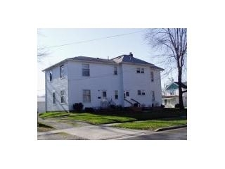 623 N Clinton St in Defiance, OH - Building Photo