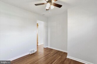 855 Anthony Ave in Waynesboro, PA - Building Photo - Building Photo